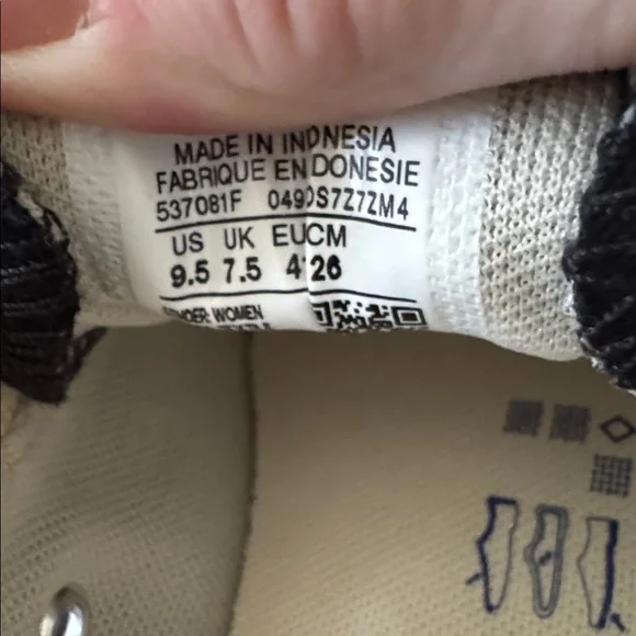 ❇️NWT❇️ CONVERSE 
SHORELINE SLIP-ONS - Picture 9 of 9